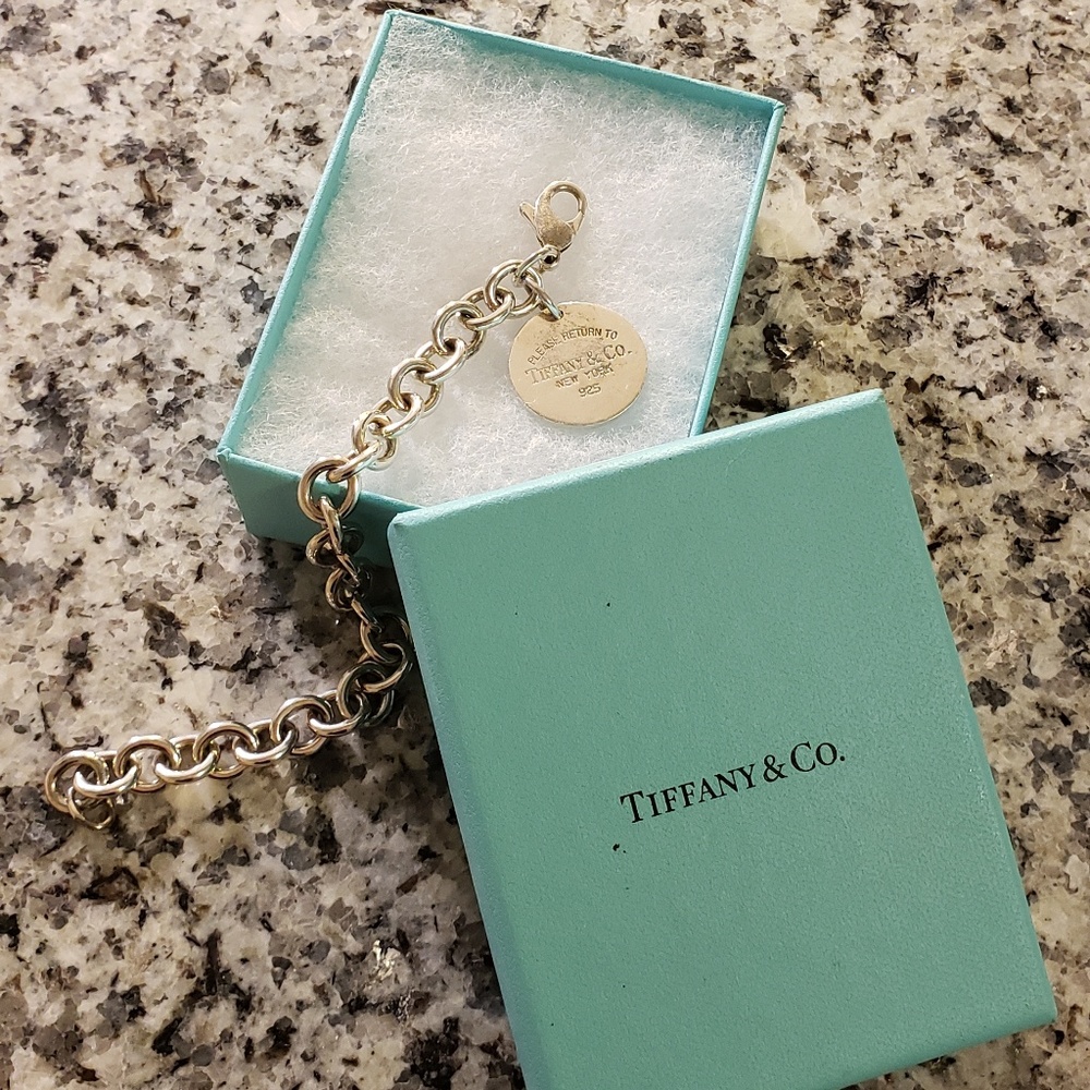 Tiffany & Co classic Return to Tiffany bracelet